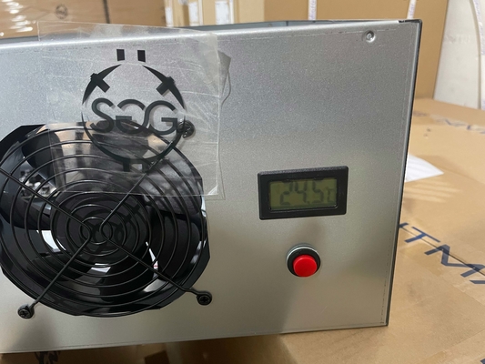 De Mijnbouw Rig Machine AMD A68 8 Gpu-Mijnbouw Rig Frame SSD 128G van BTC ETH GPU