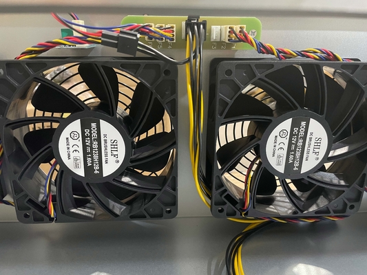 De Mijnbouw Rig Machine AMD A68 8 Gpu-Mijnbouw Rig Frame SSD 128G van BTC ETH GPU